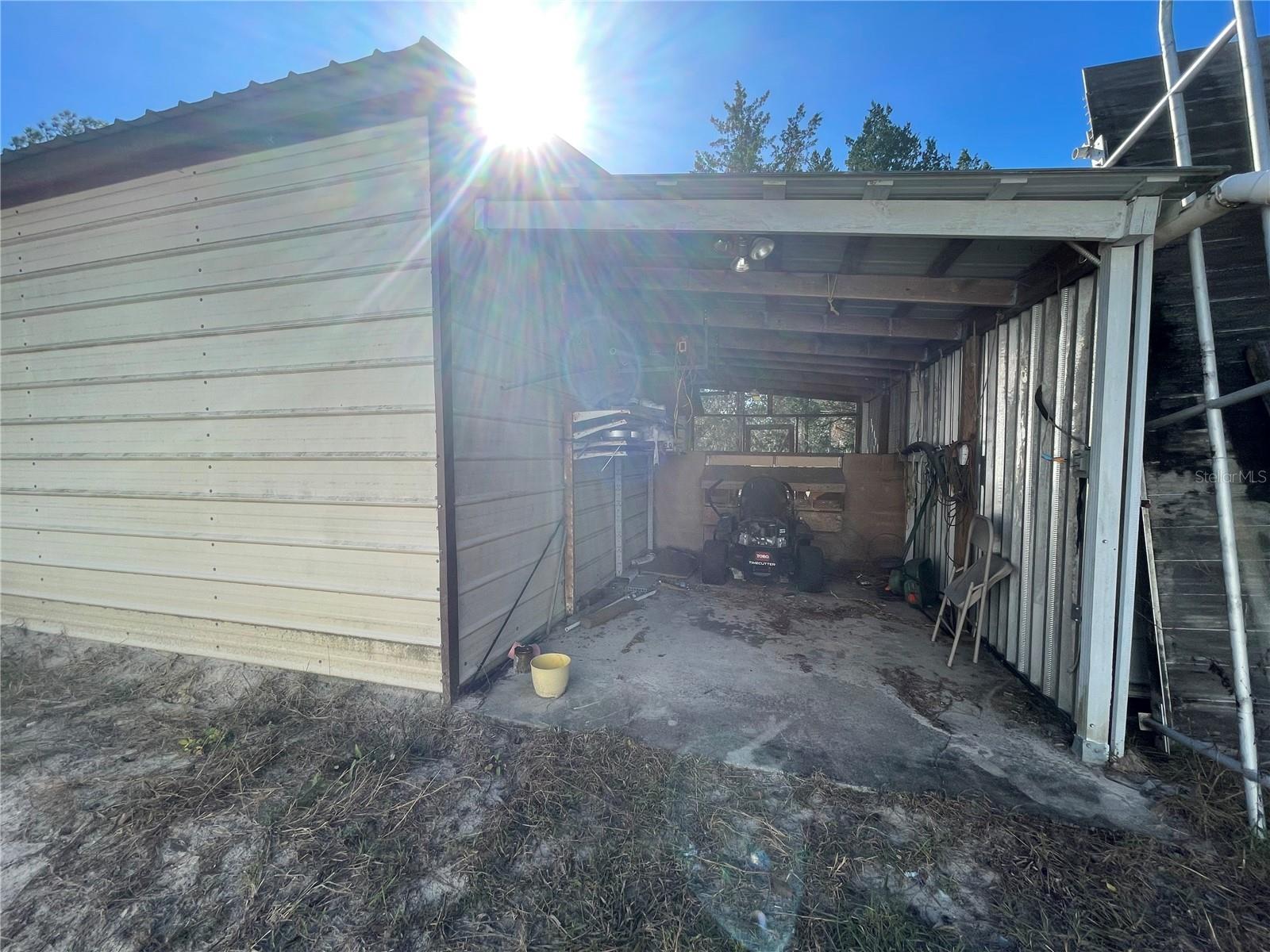 SMALL FARMS - Residential