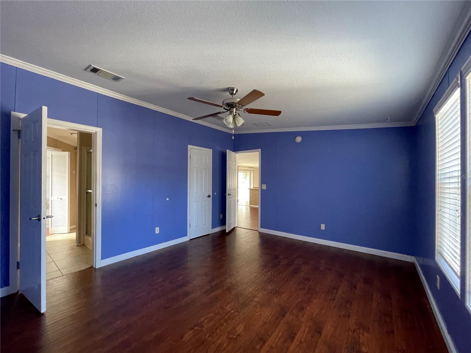 SMALL FARMS - Residential