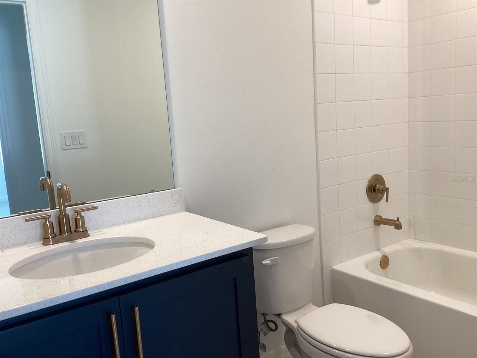 CATAMARAN COVE - PHASE I & II REPLAT - Residential