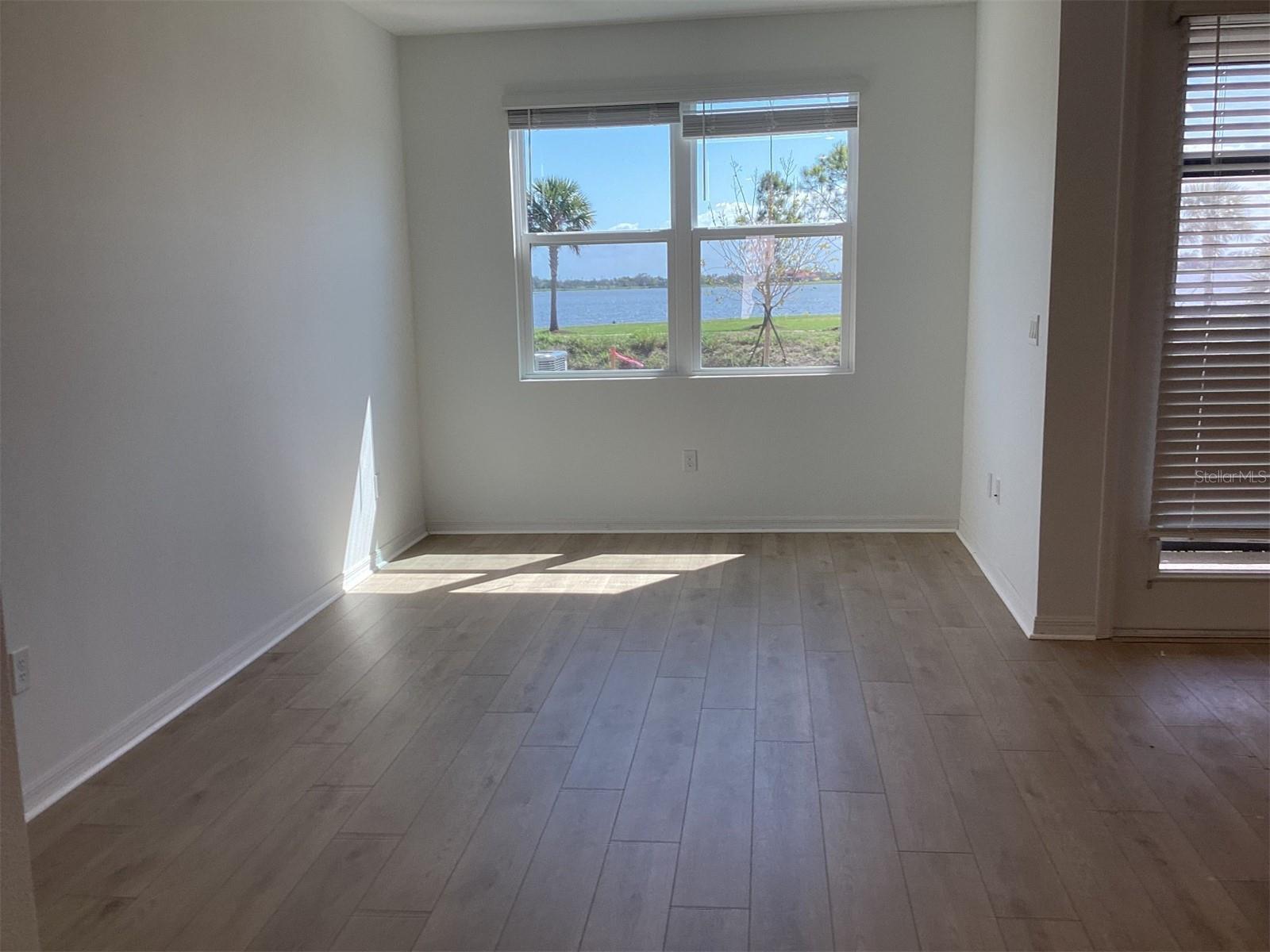 CATAMARAN COVE - PHASE I & II REPLAT - Residential