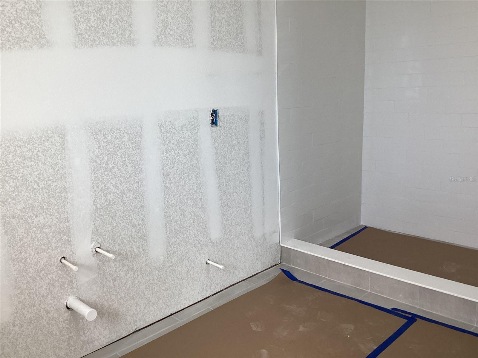 CATAMARAN COVE - PHASE I & II REPLAT - Residential