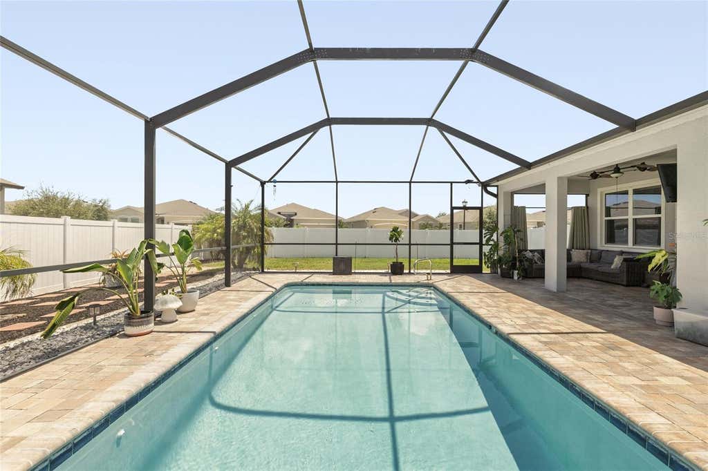 Photo of 13301 Waterleaf Garden Circle, Riverview, FL 33579 (MLS # TB8537902)