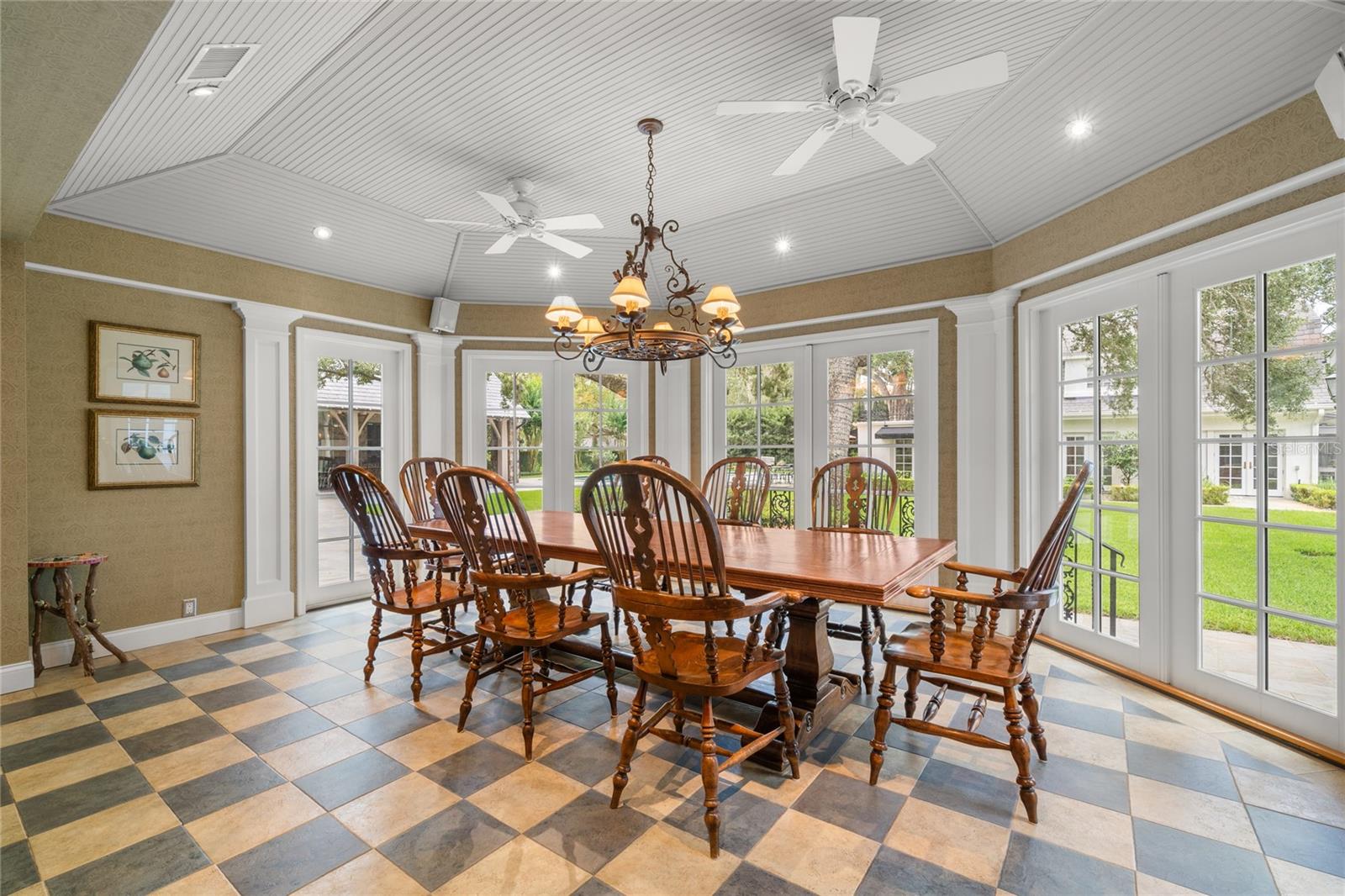 VILLA ROSA PARK - Residential