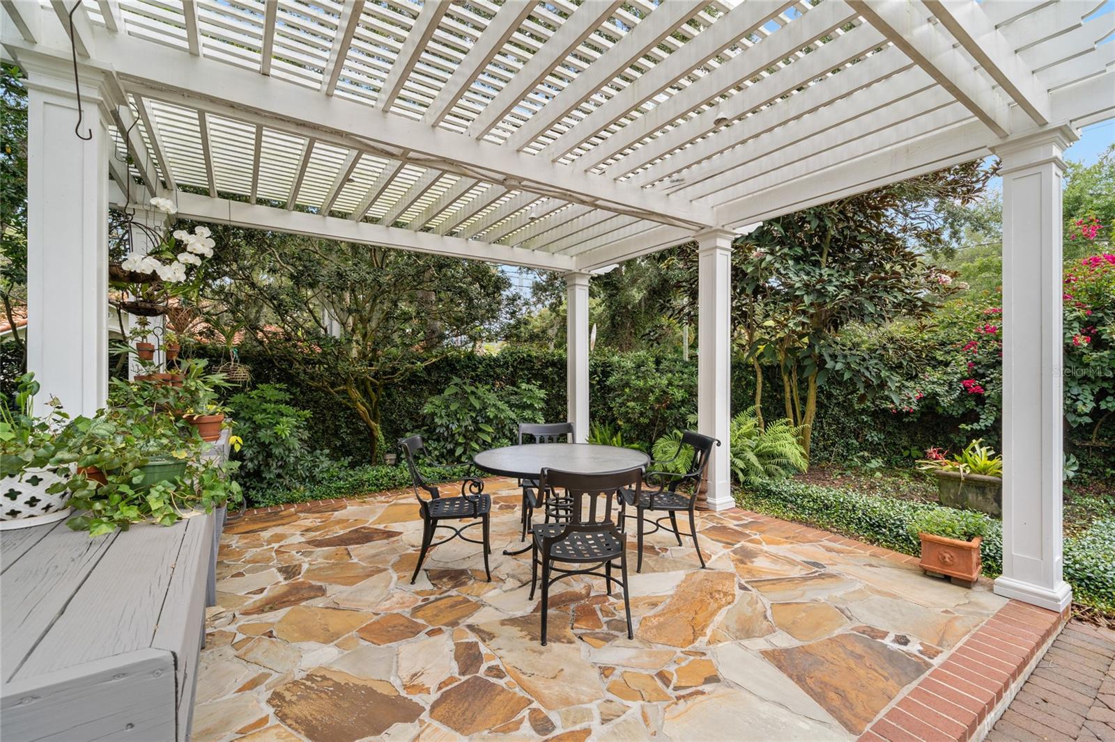 VILLA ROSA PARK - Residential