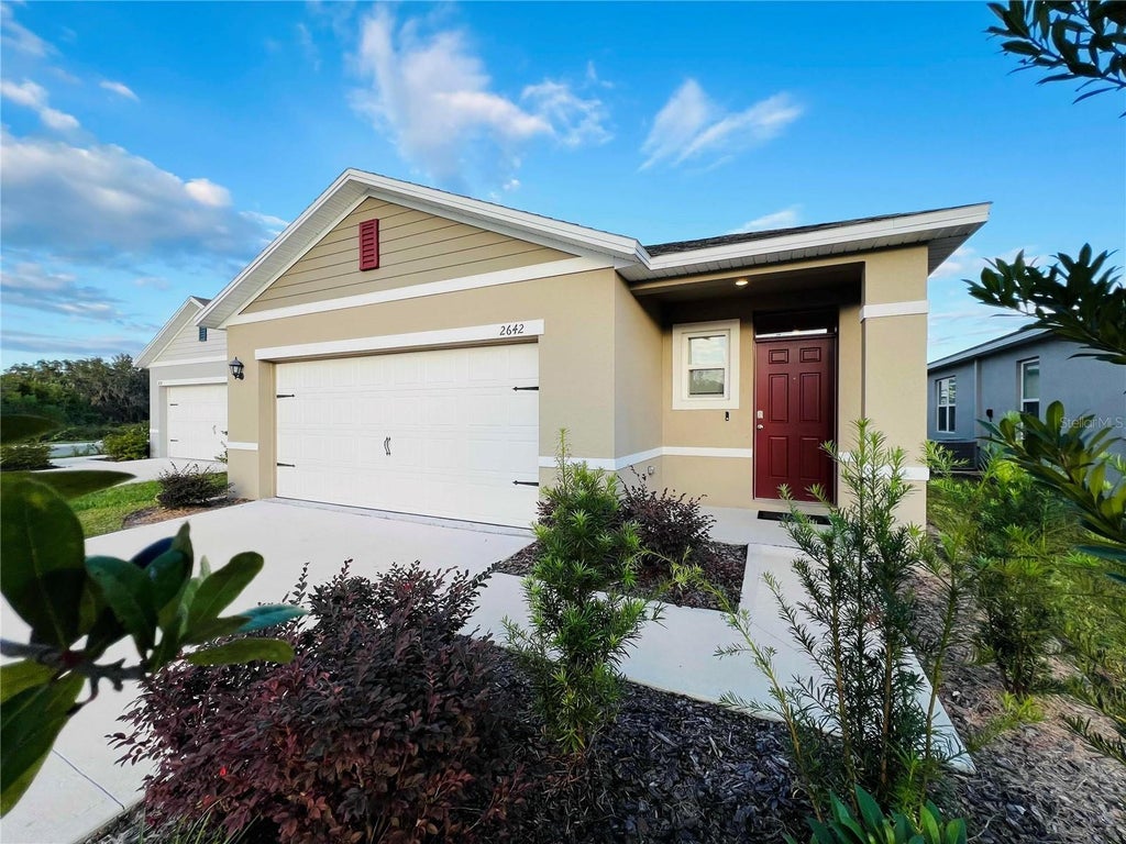 Photo of 2642 Angel Falls Dr, Davenport, FL 33837 (MLS # S5157130)