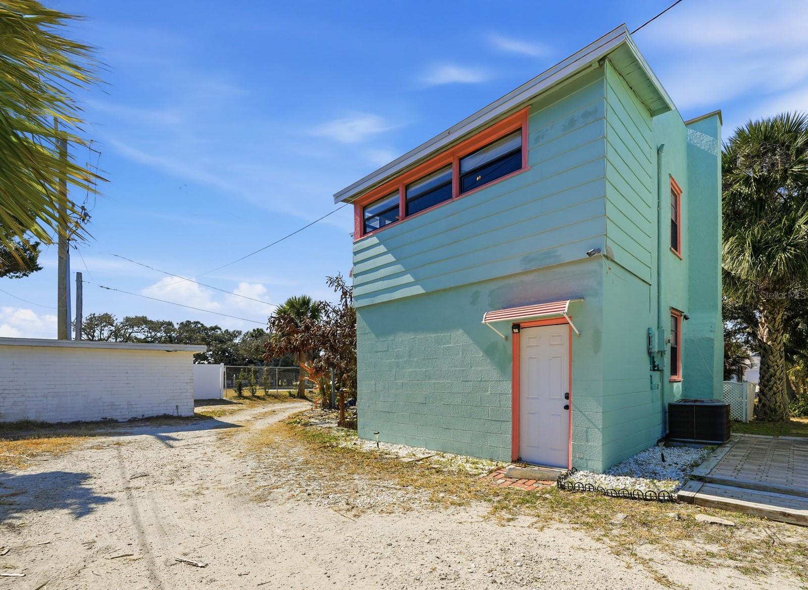 CLARENDON COURT BLK 31 EAST DAYTONA - Residential