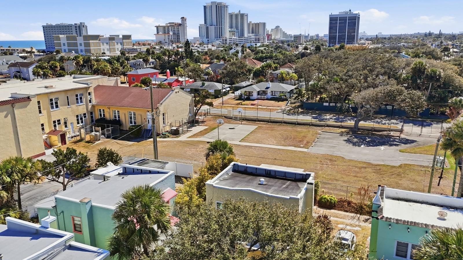 CLARENDON COURT BLK 31 EAST DAYTONA - Residential