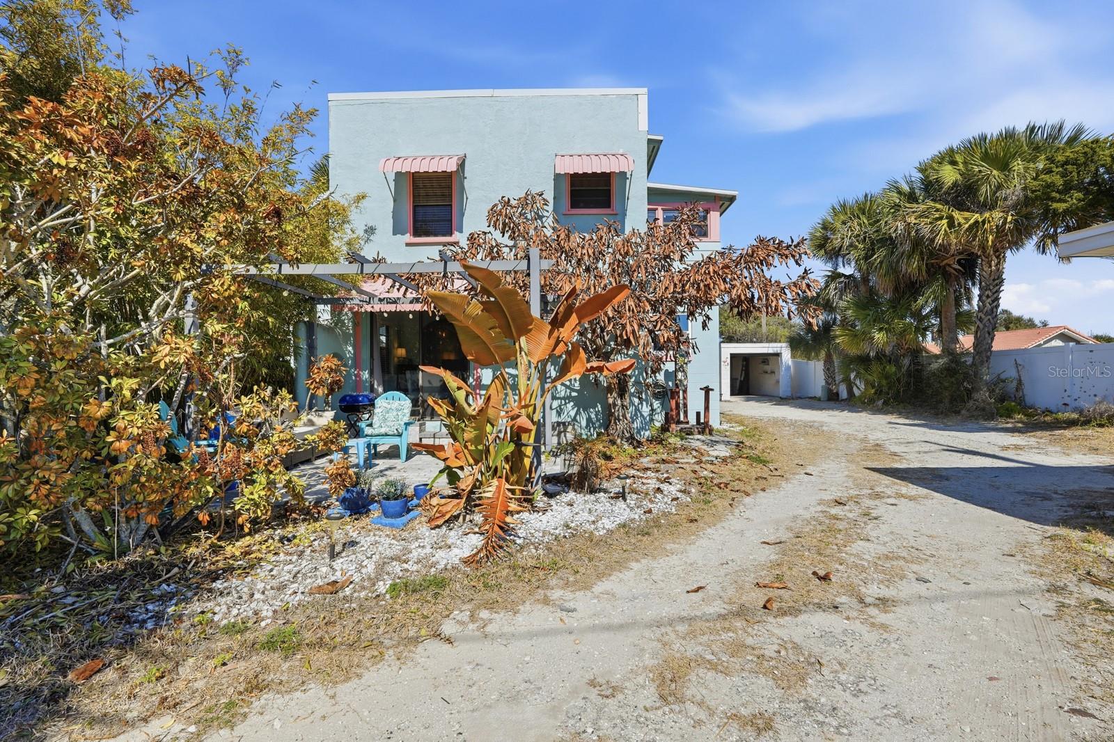 CLARENDON COURT BLK 31 EAST DAYTONA - Residential