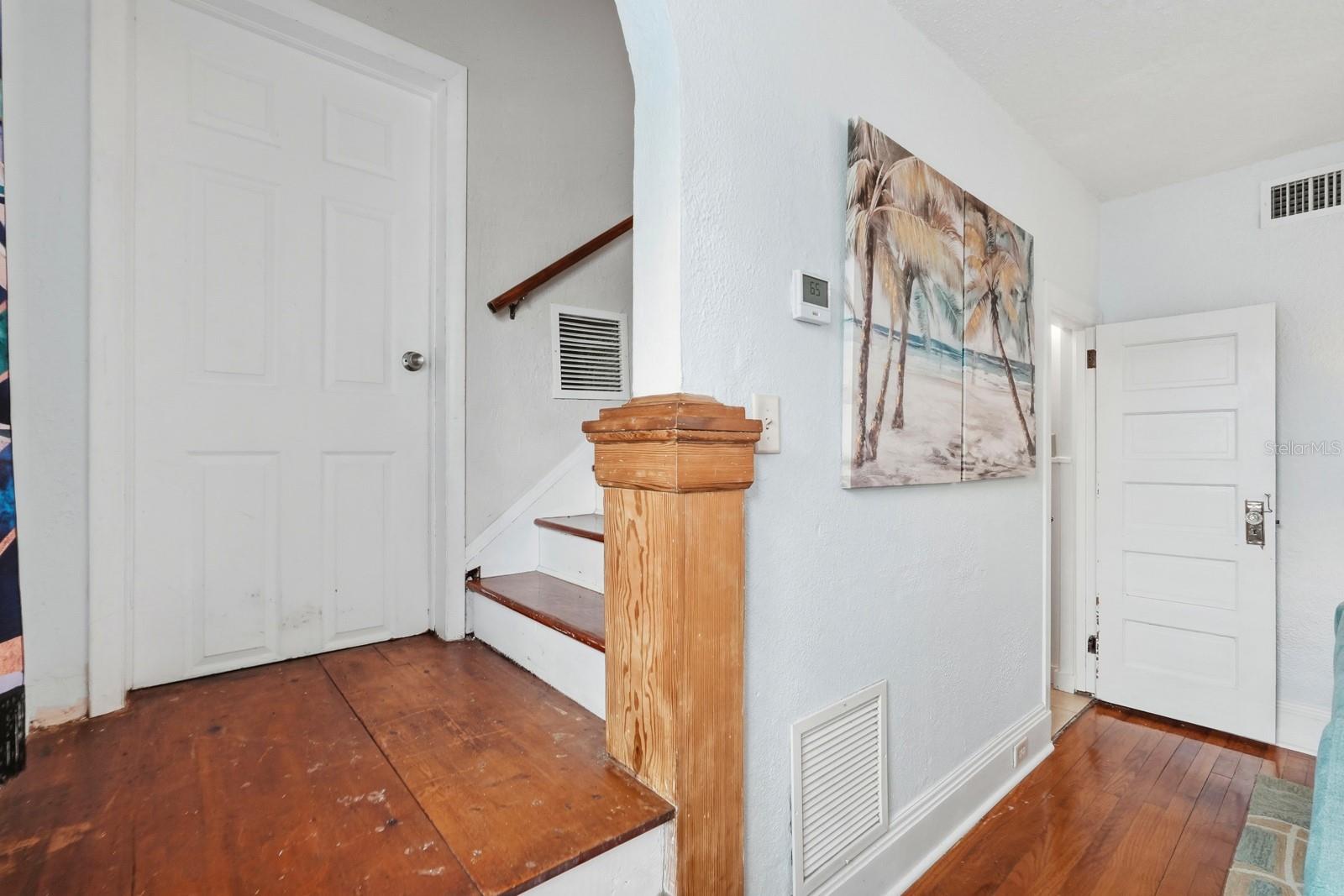 CLARENDON COURT BLK 31 EAST DAYTONA - Residential