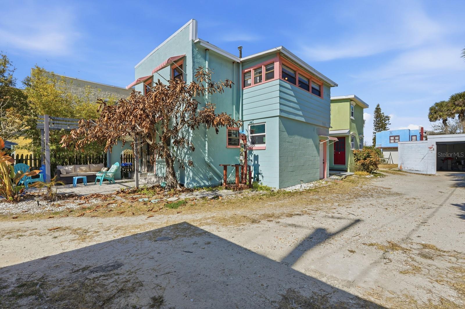 CLARENDON COURT BLK 31 EAST DAYTONA - Residential