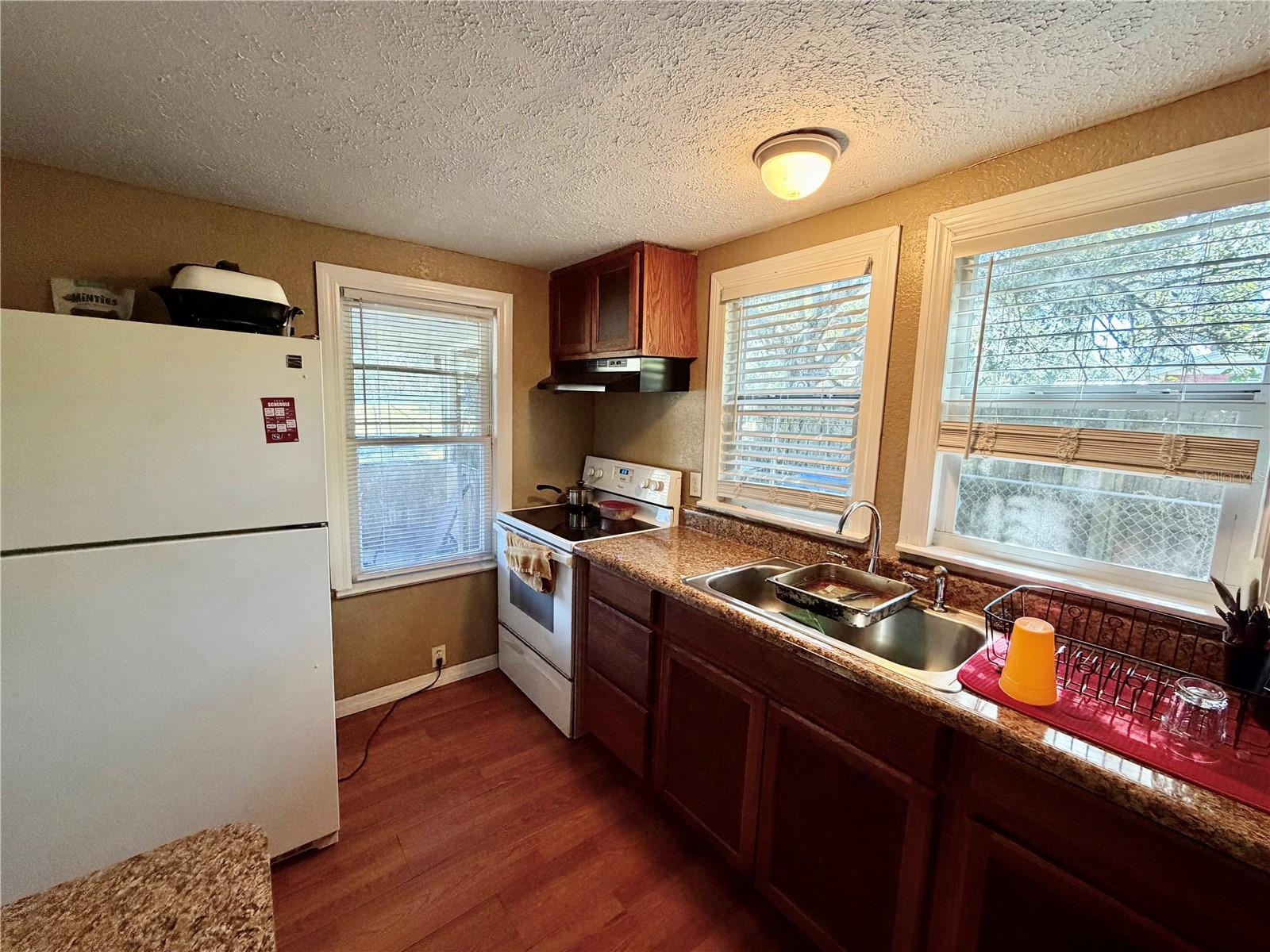 2318 HIBISCUS AVENUE