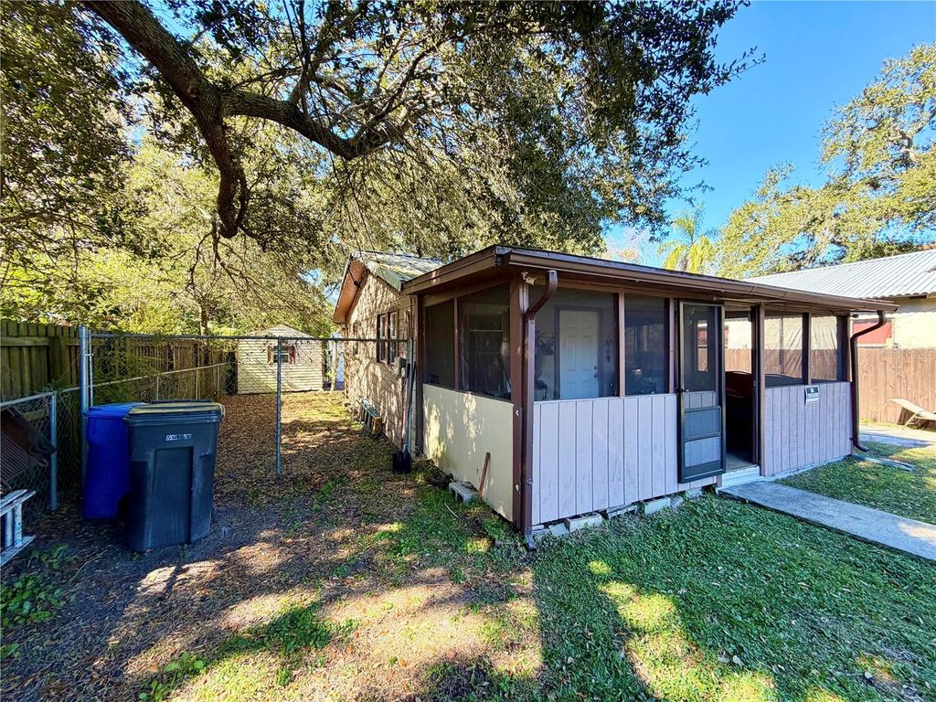 Photo of 2318 Hibiscus Avenue, Seffner, FL 33584 (MLS # W7882198)