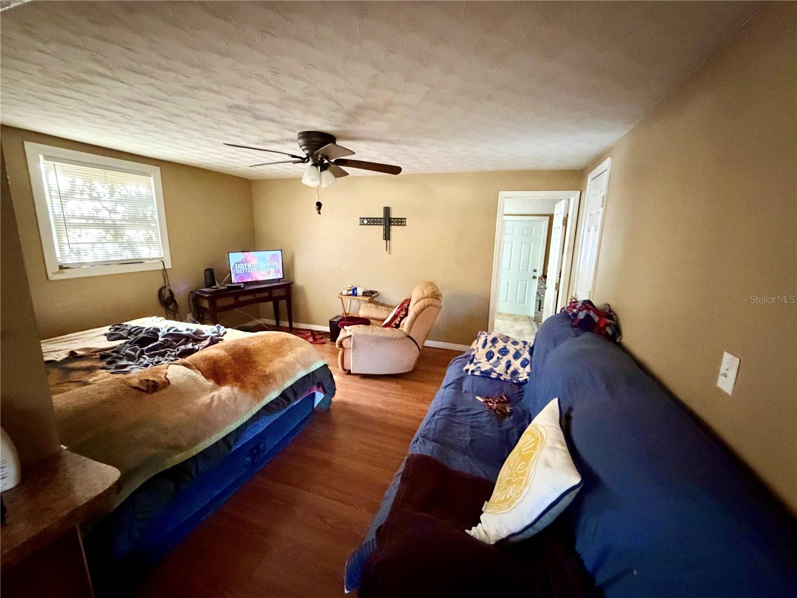 MANGO TERRACE - Residential