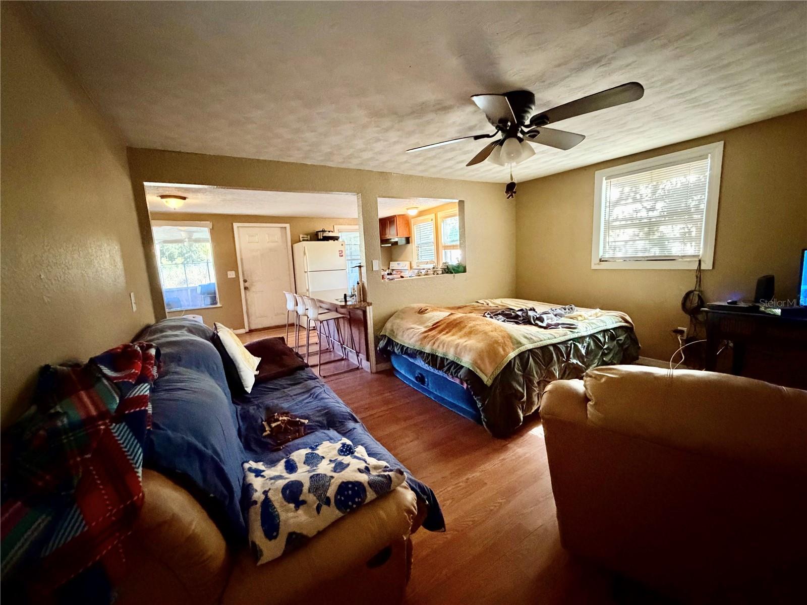 MANGO TERRACE - Residential