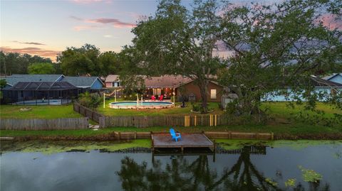 A home in VALRICO