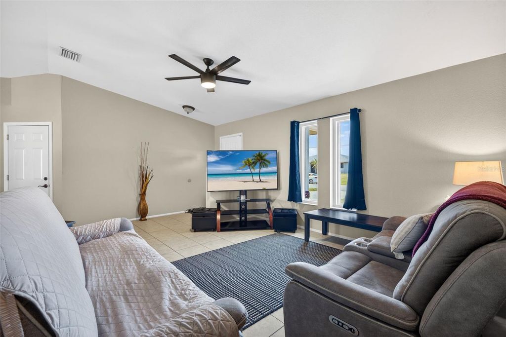 Photo of 9116 Castlehill Avenue, Englewood, FL 34224 (MLS # A4691734)