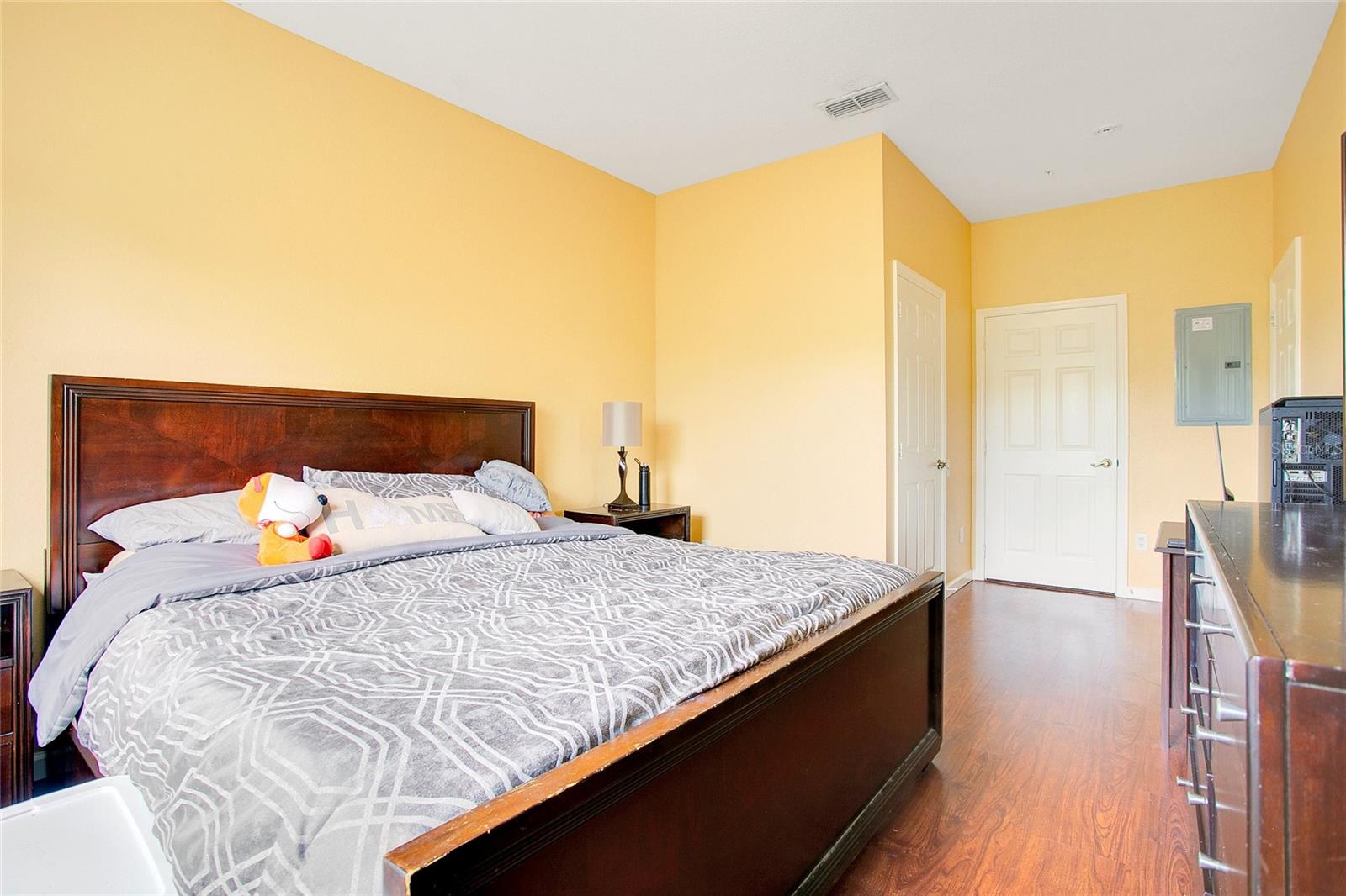 WYNDHAM PALMS CONDO PH 7 - Residential