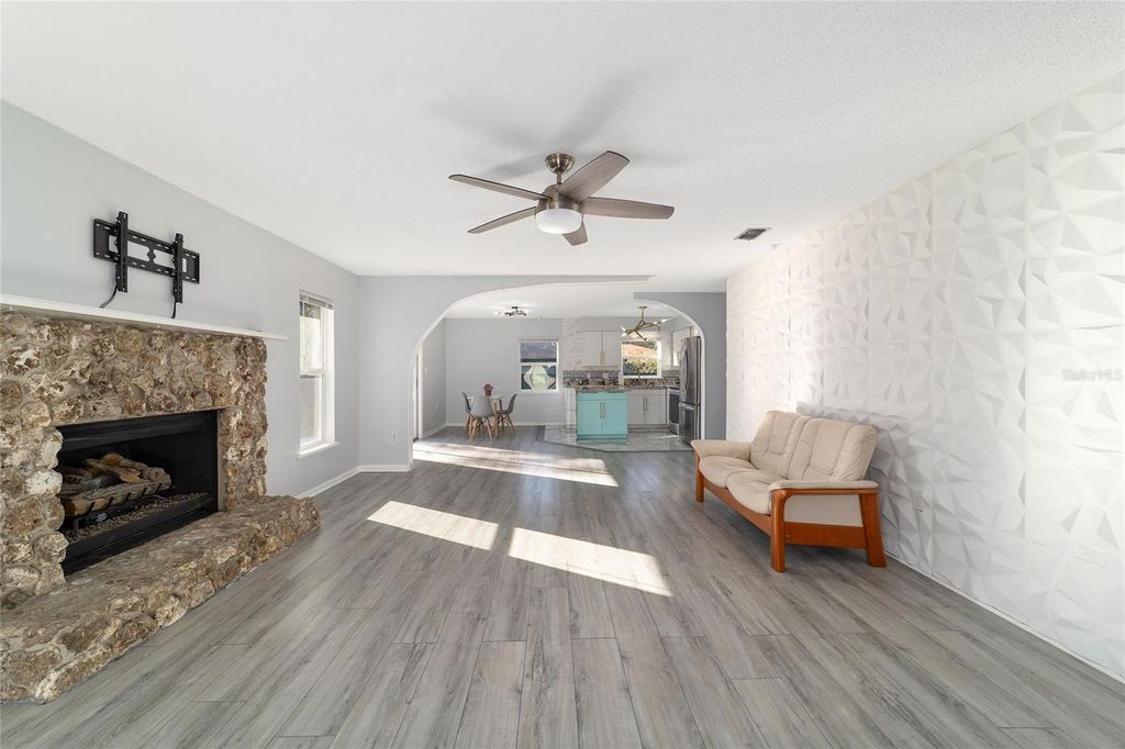 Photo of 4041 SE 20th Court, Ocala, FL 34480 (MLS # TB8400396)