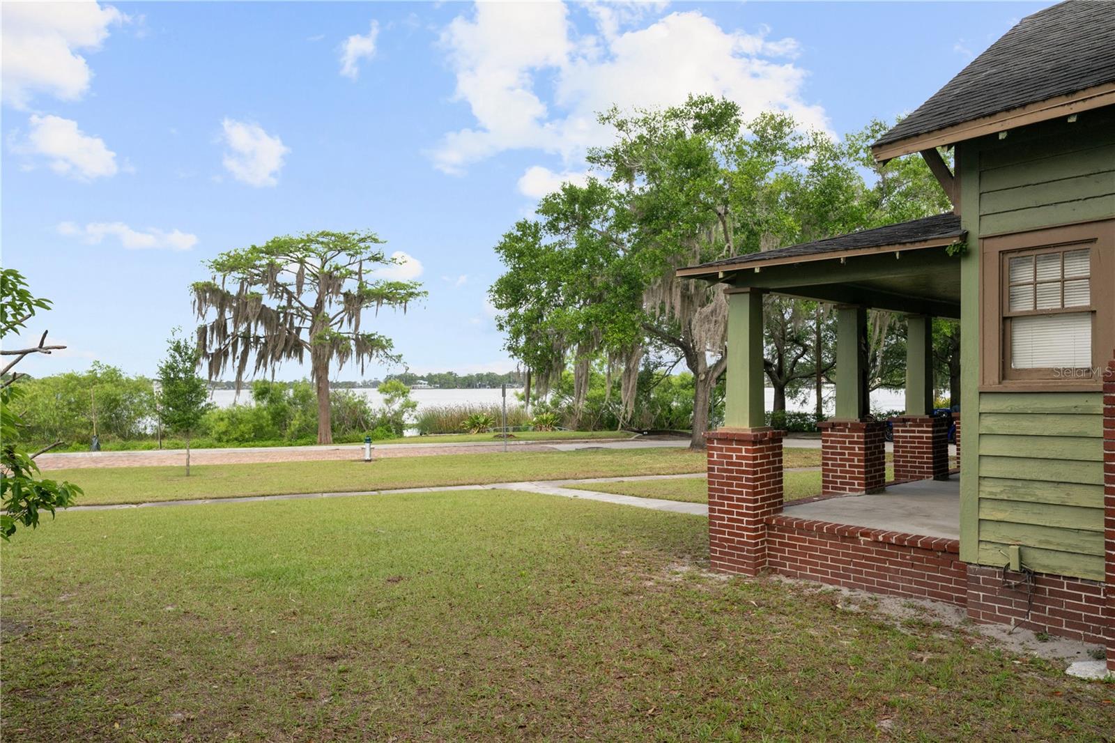 230 KILLARNEY DRIVE