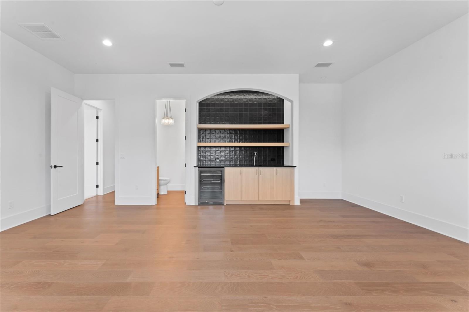 OMAR SUB - Residential