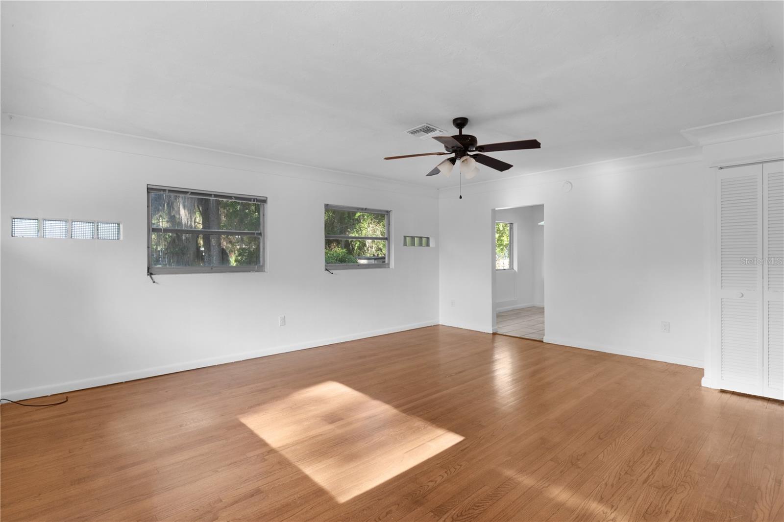 WYOMINA TERRACE - Residential Lease