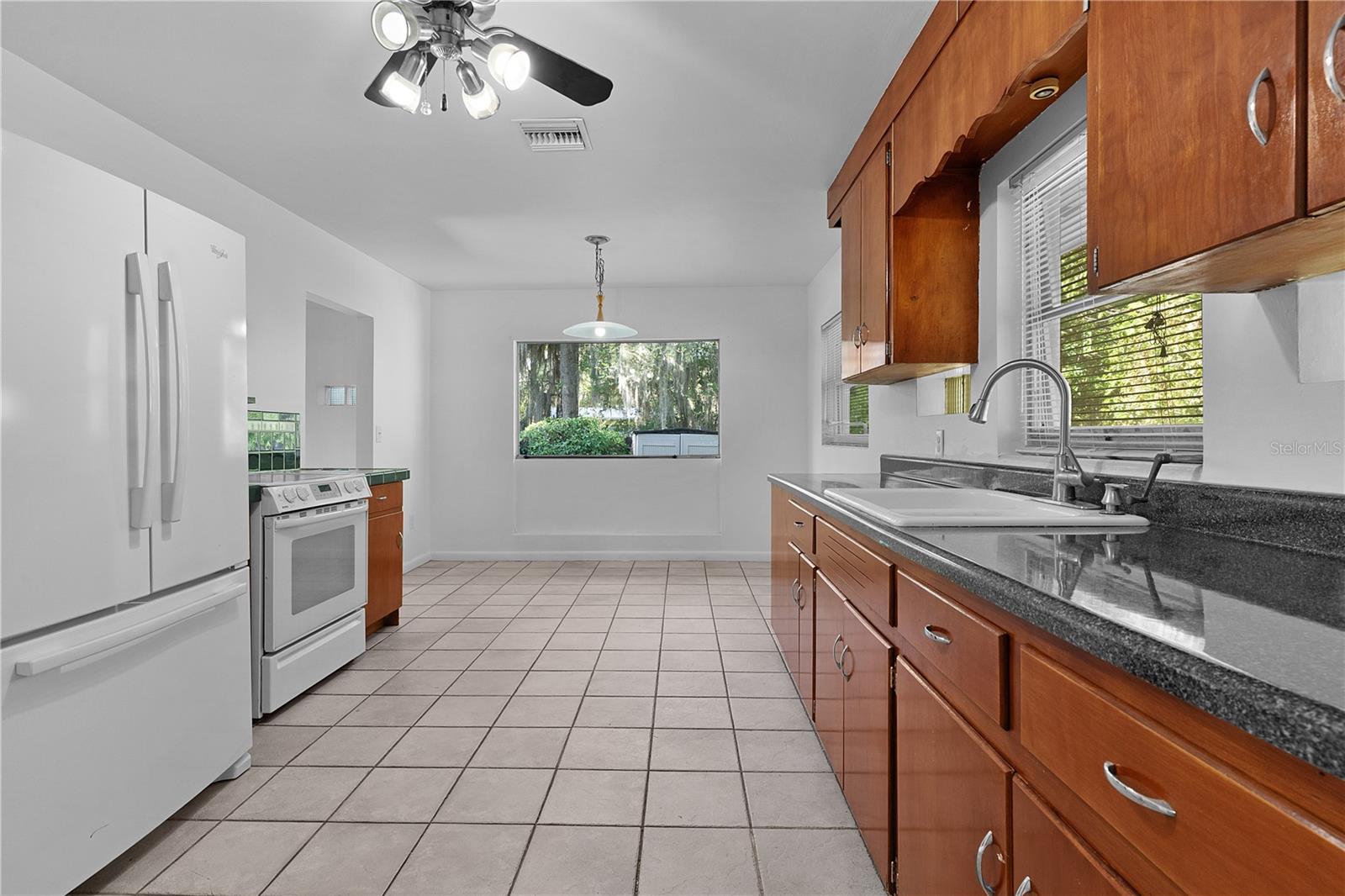 WYOMINA TERRACE - Residential Lease