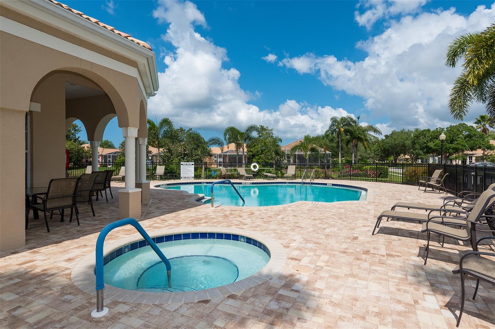 VILLA ROSA - Residential