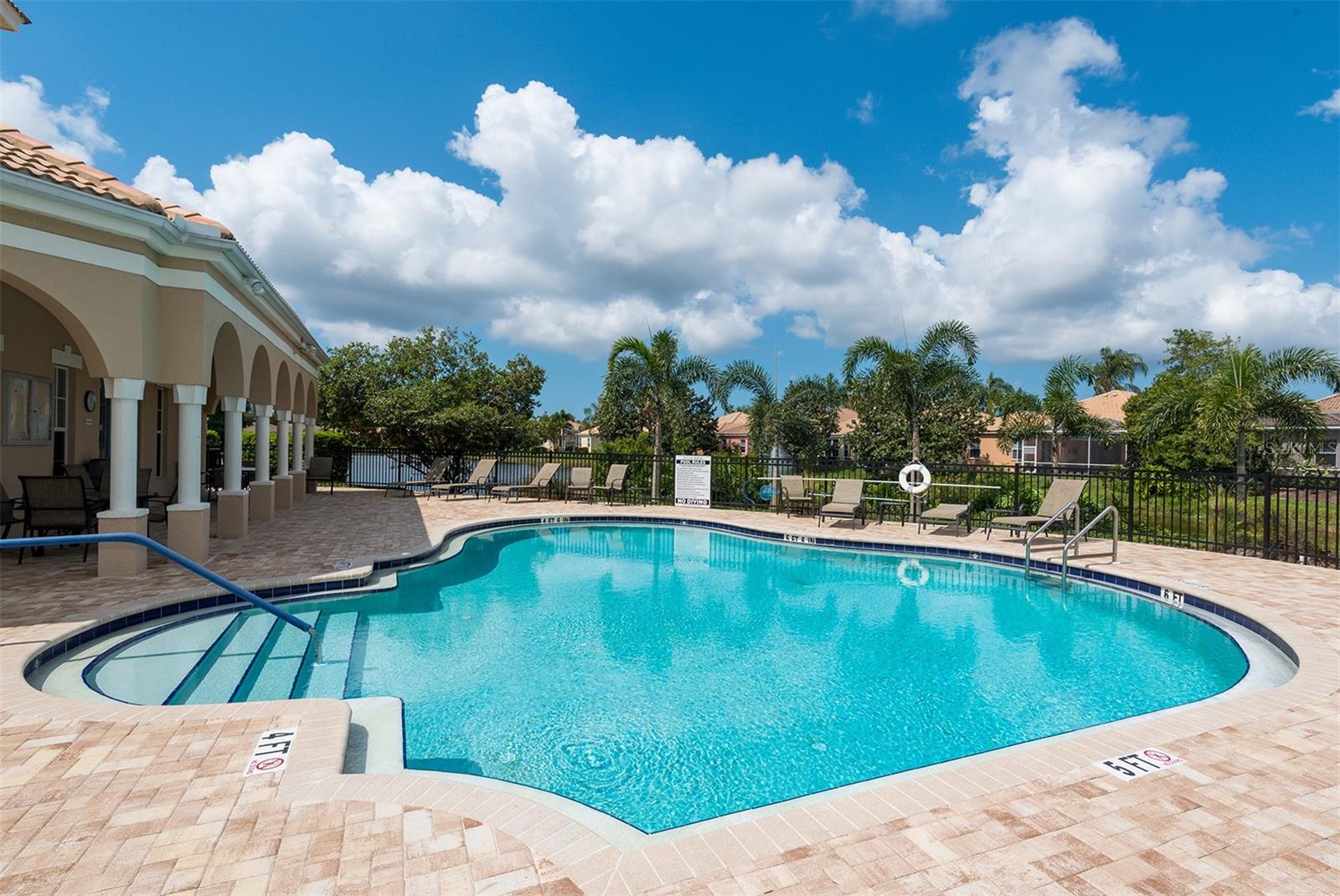 VILLA ROSA - Residential