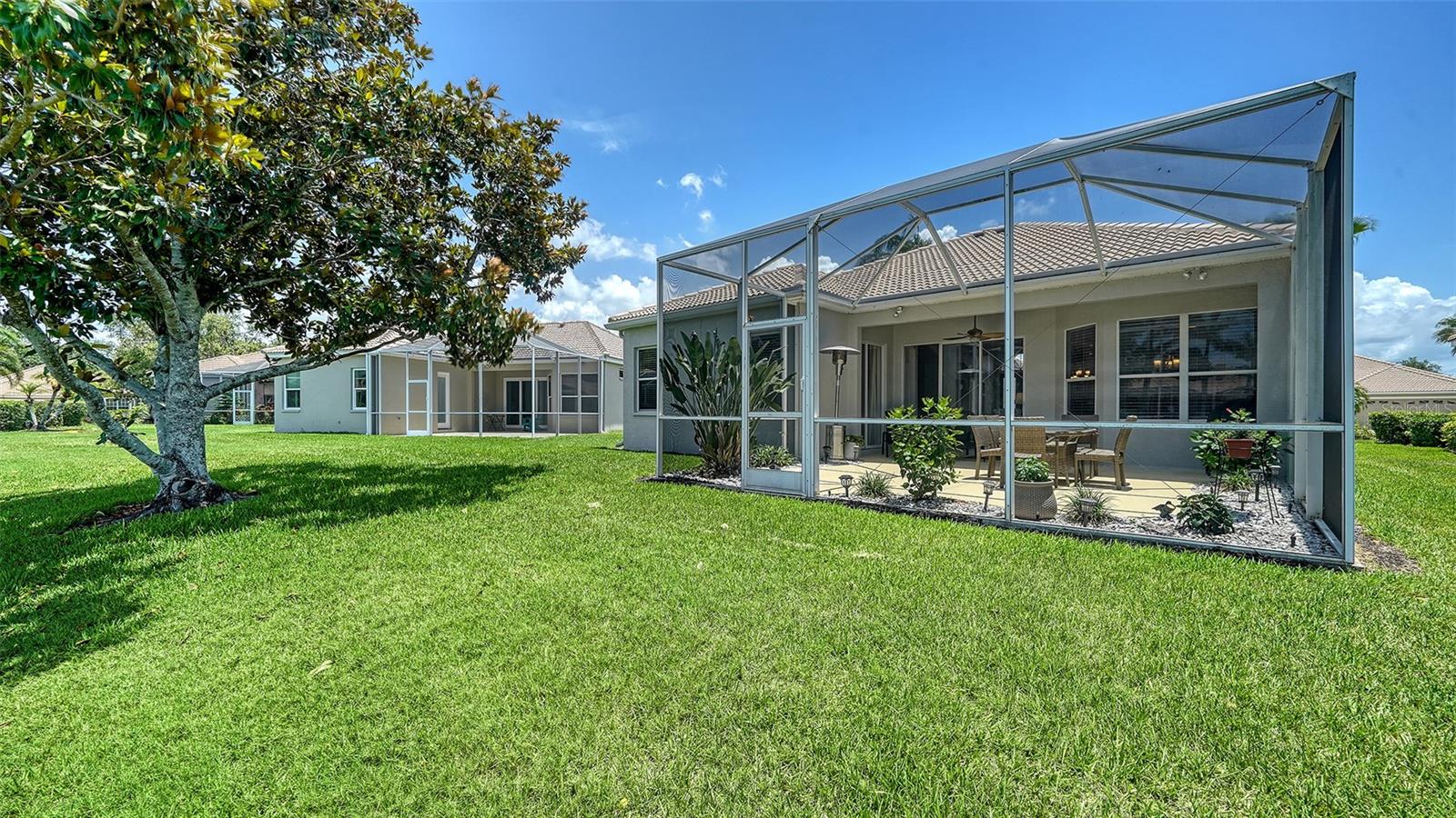 VILLA ROSA - Residential