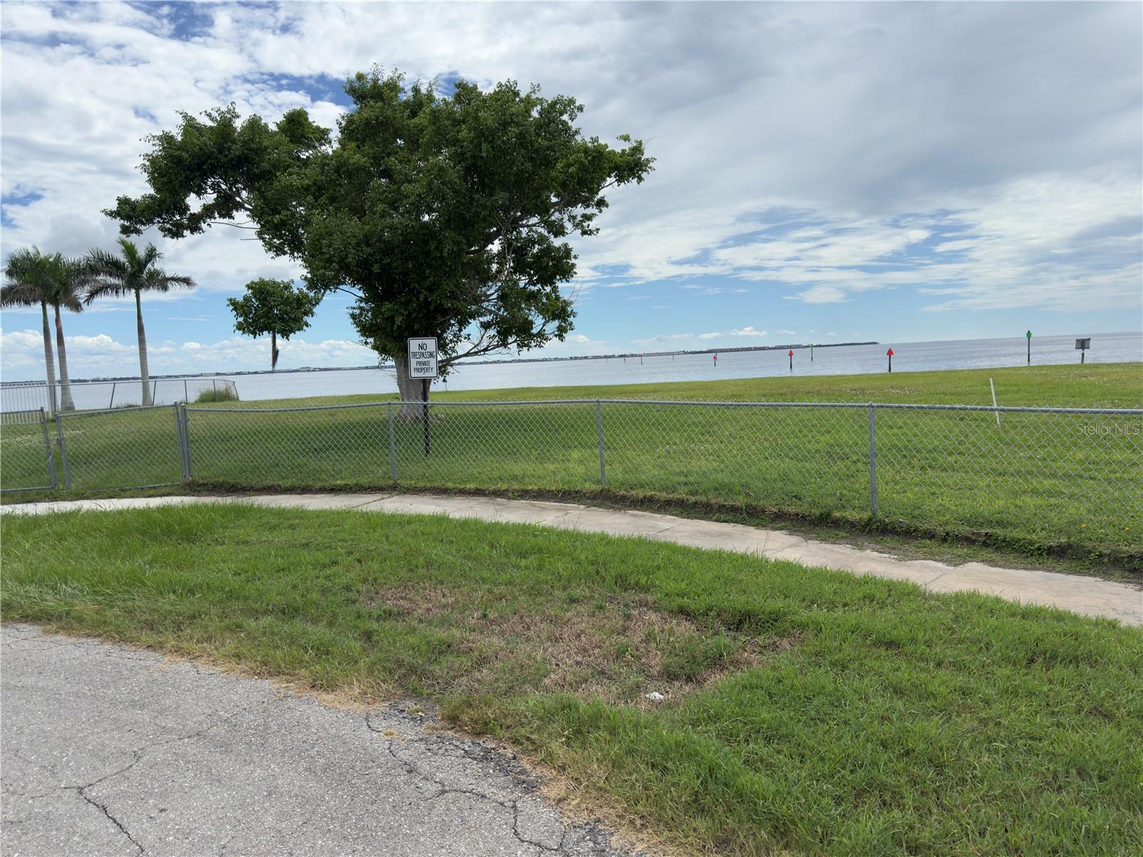 PORT CHARLOTTE SEC 040 - Land