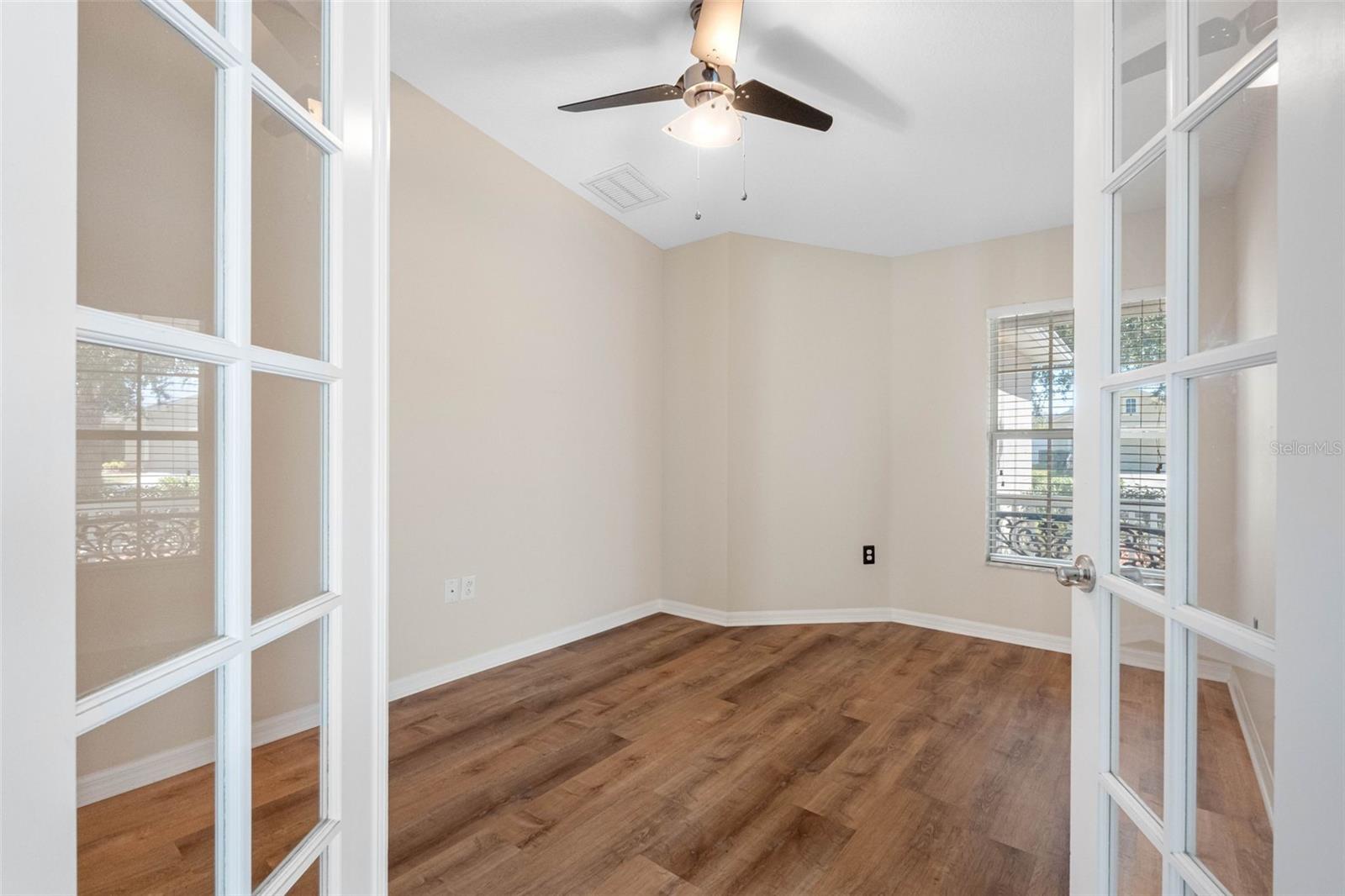 LONE STAR RANCH - Residential