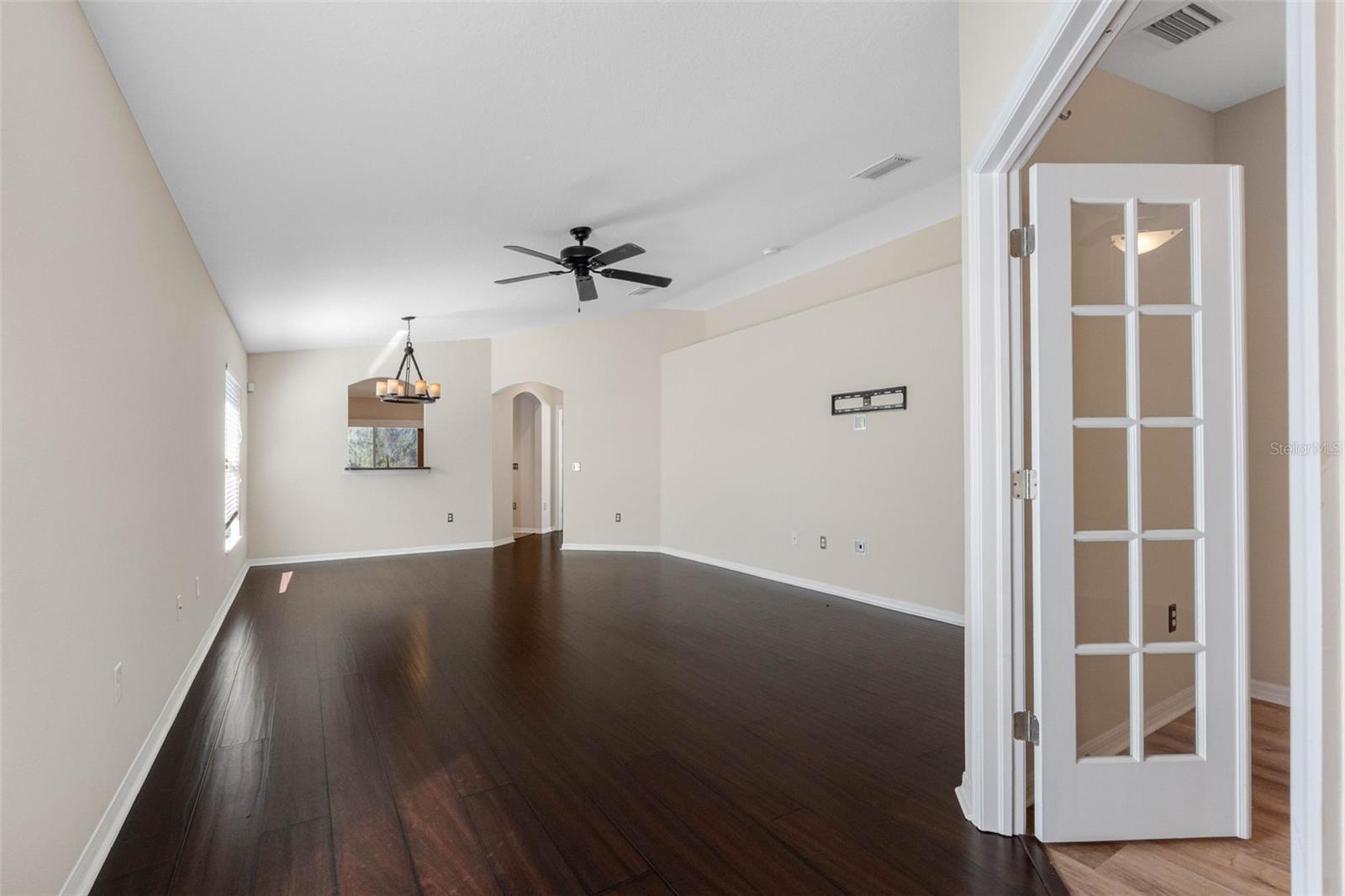 LONE STAR RANCH - Residential