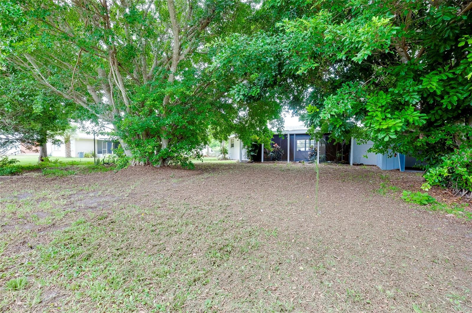 VENICE EAST SEC 1 - Residential