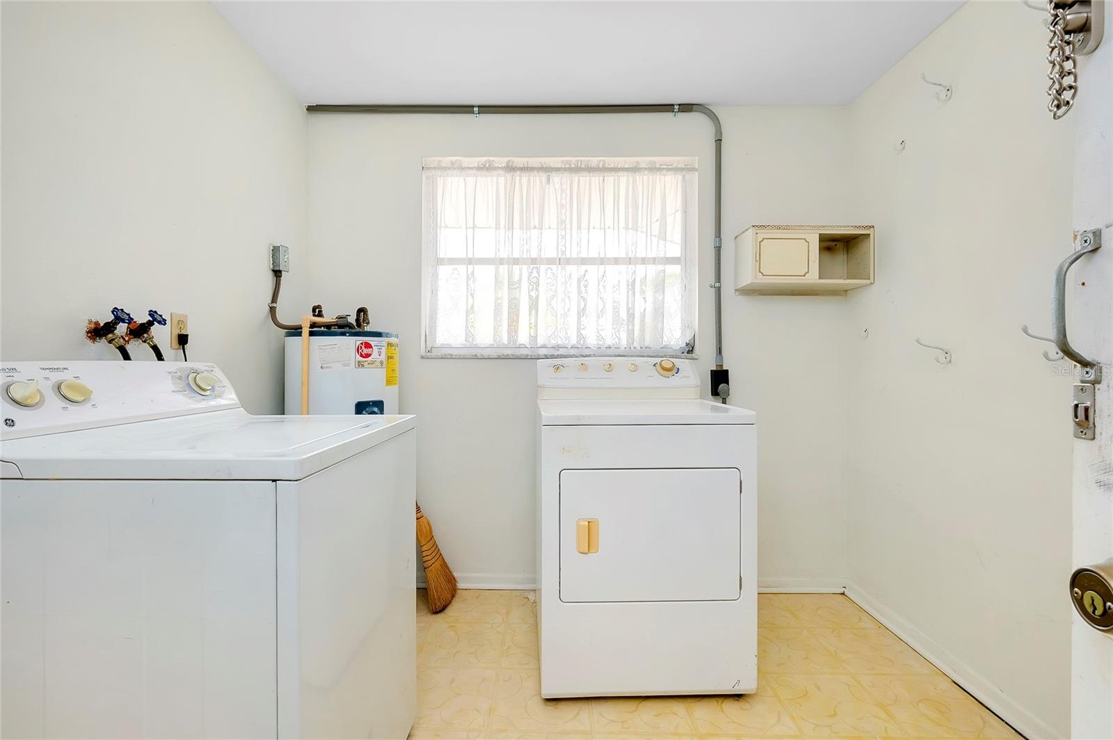 VENICE EAST SEC 1 - Residential