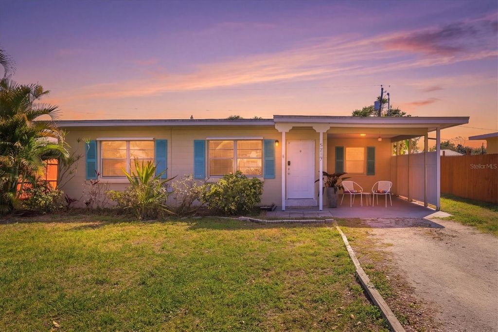 Photo of 5919 Richard Place, Sarasota, FL 34231 (MLS # A4685752)