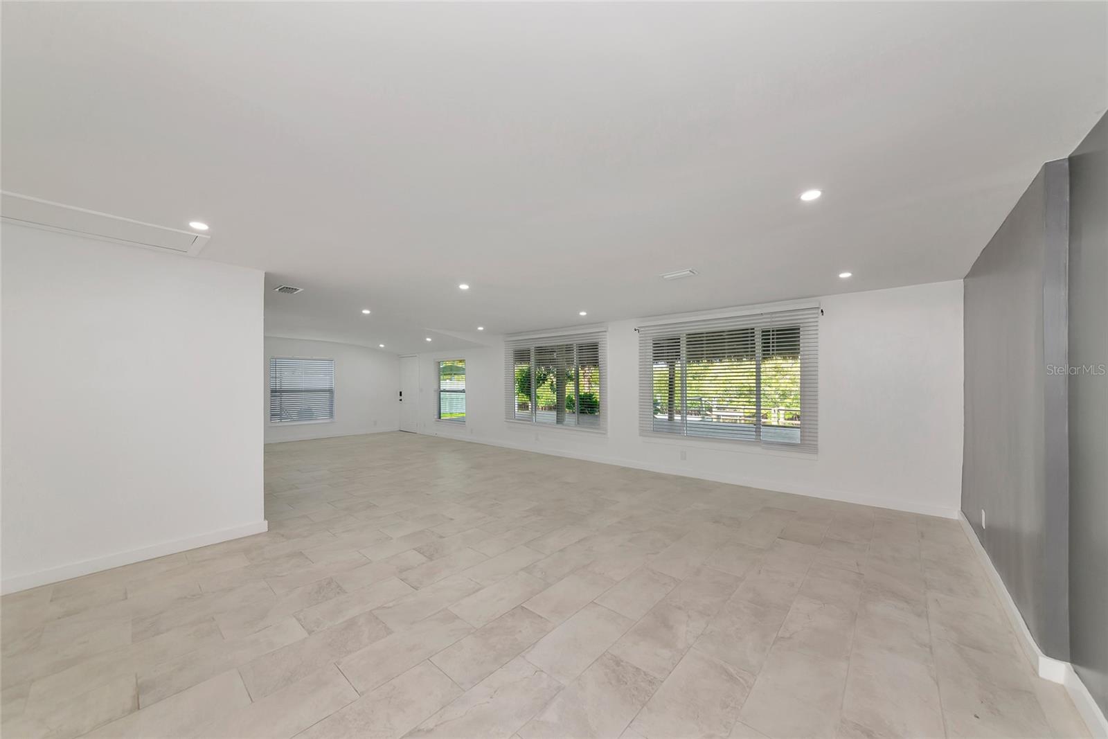 BRA-WIN PALMS - Residential