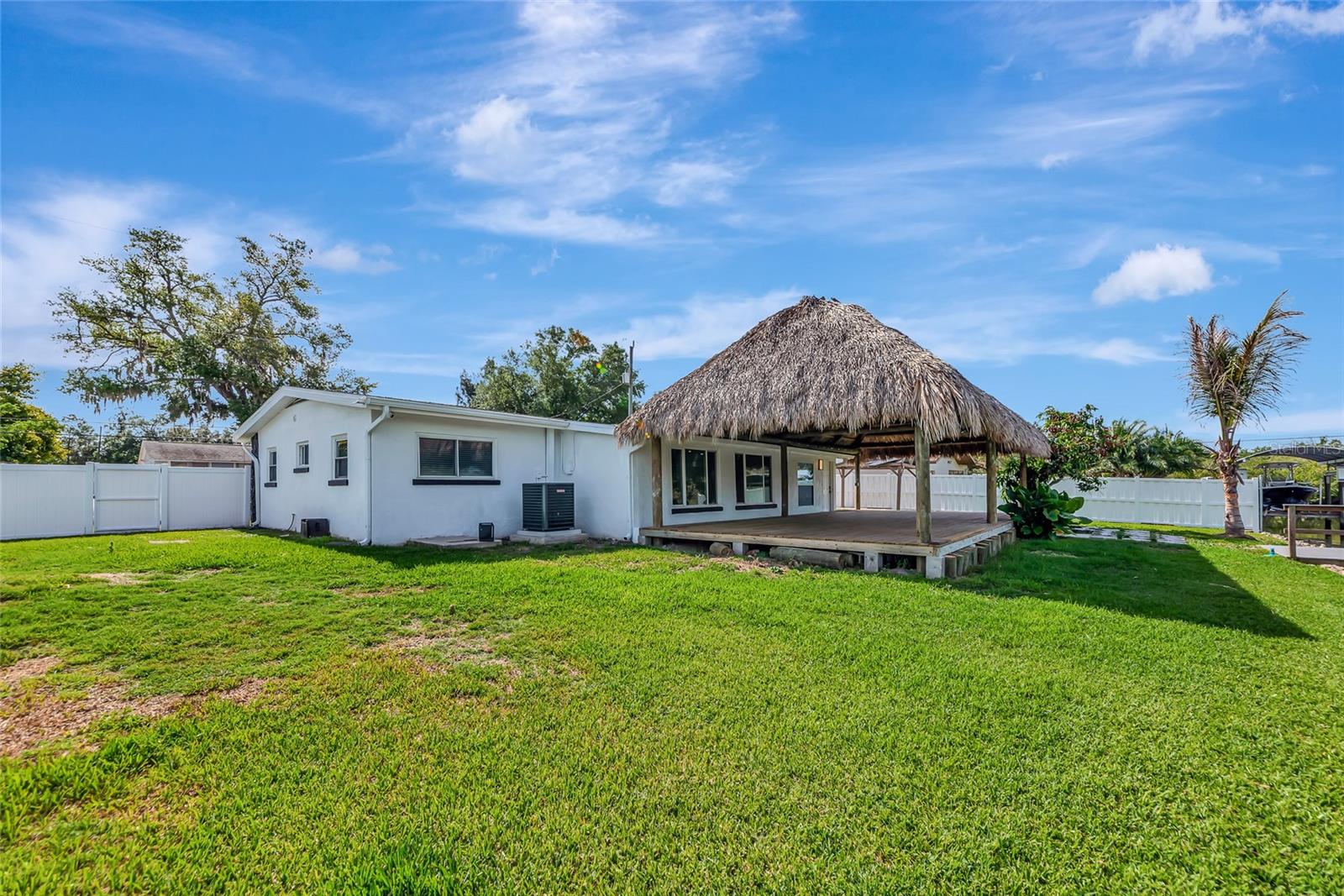 BRA-WIN PALMS - Residential