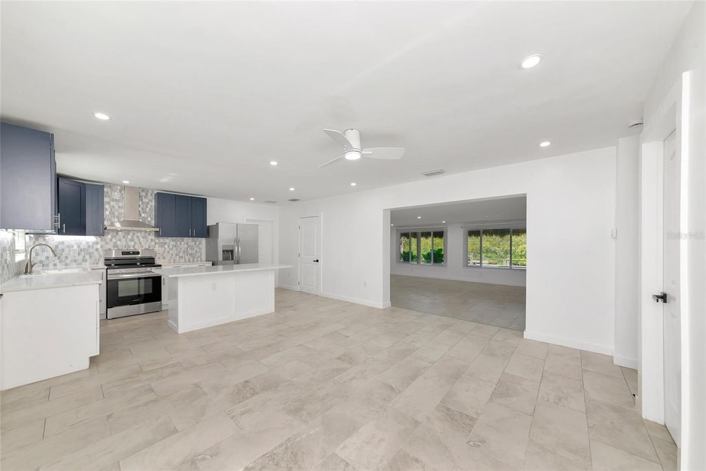 Photo of 2506 41st Street E, Bradenton, FL 34208 (MLS # A4690281)