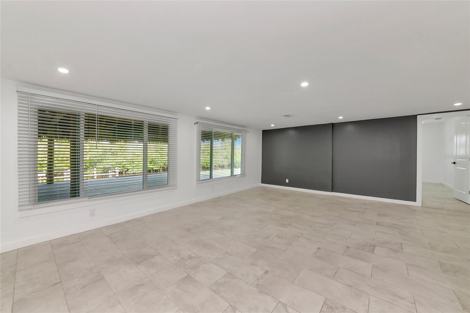 BRA-WIN PALMS - Residential