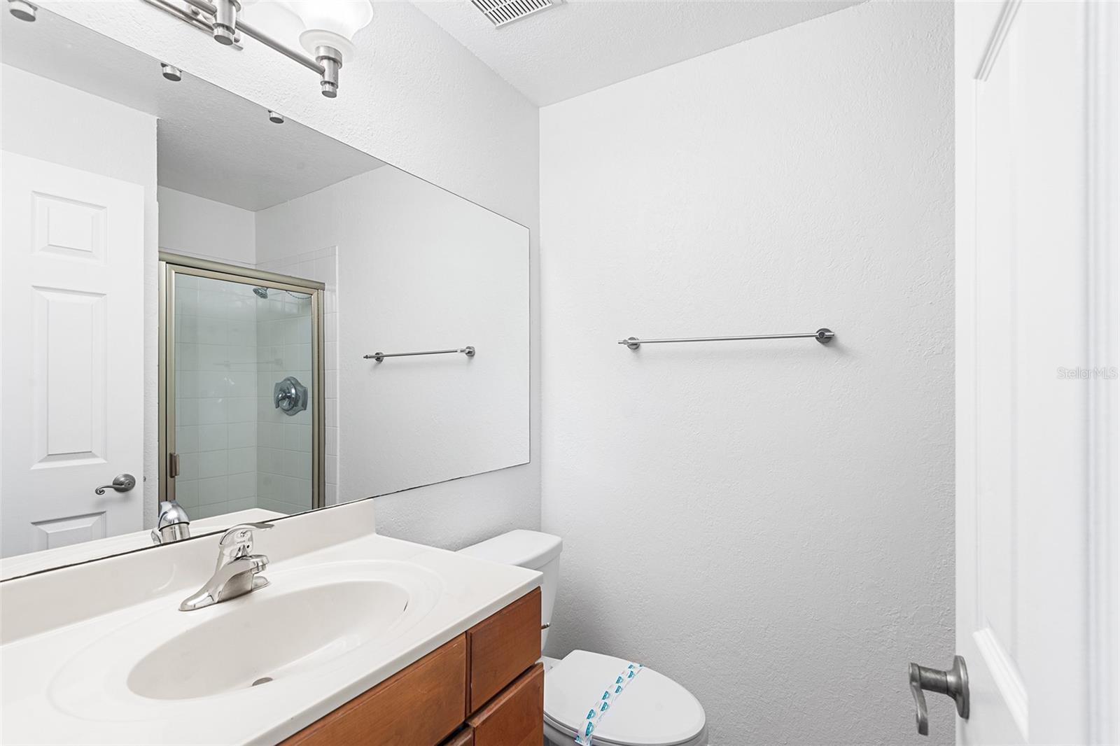 BELLA VISTA ON LAKE - Residential