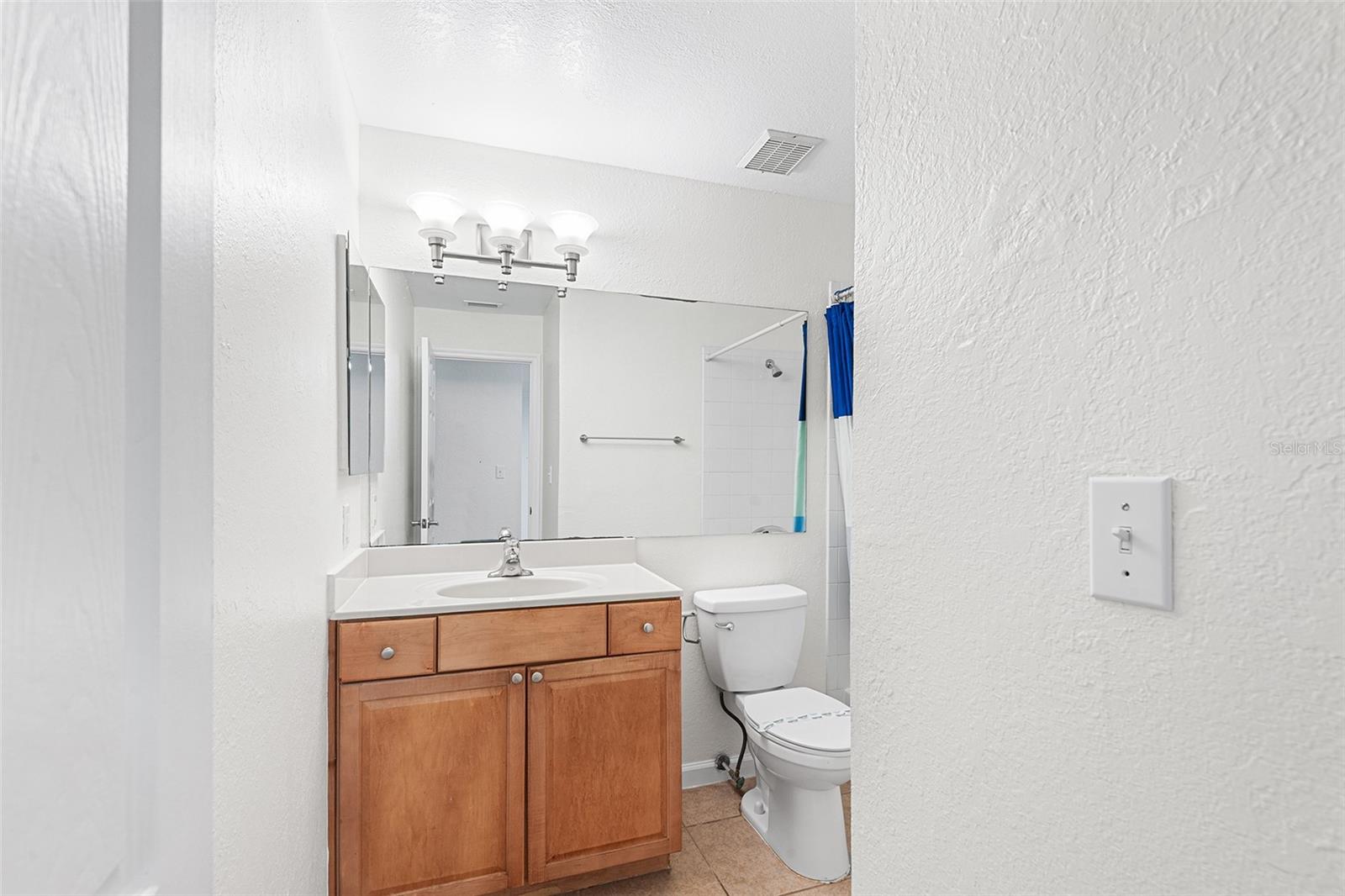 BELLA VISTA ON LAKE - Residential