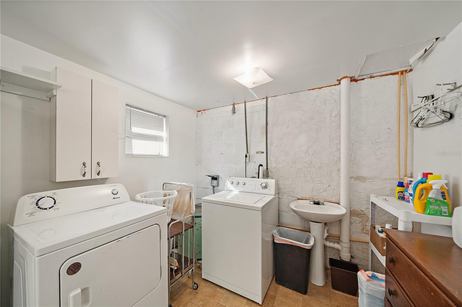 OAK PARK UNIT 2 - Residential