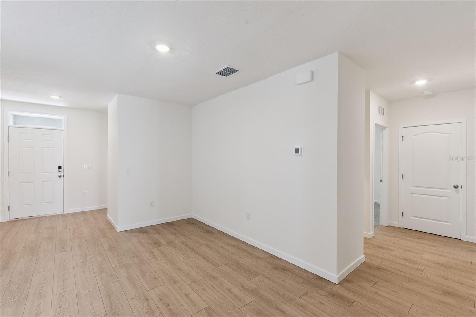 3044 HOUSE FINCH ROAD