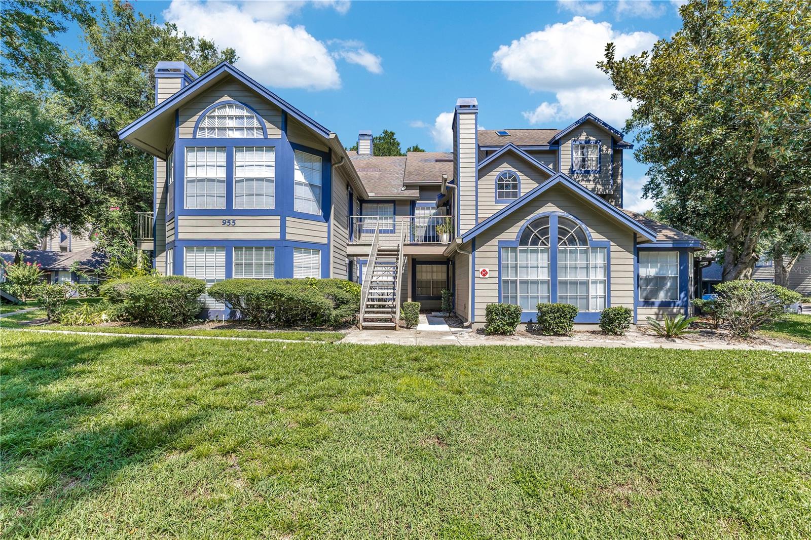 HIDDEN VLG CONDO - Residential Lease