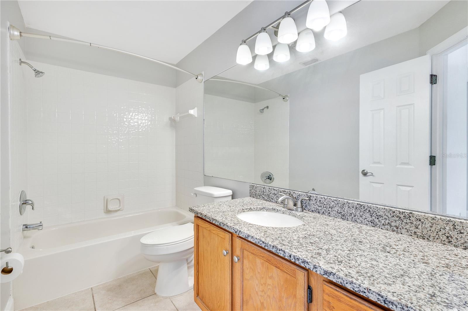 HIDDEN VLG CONDO - Residential Lease