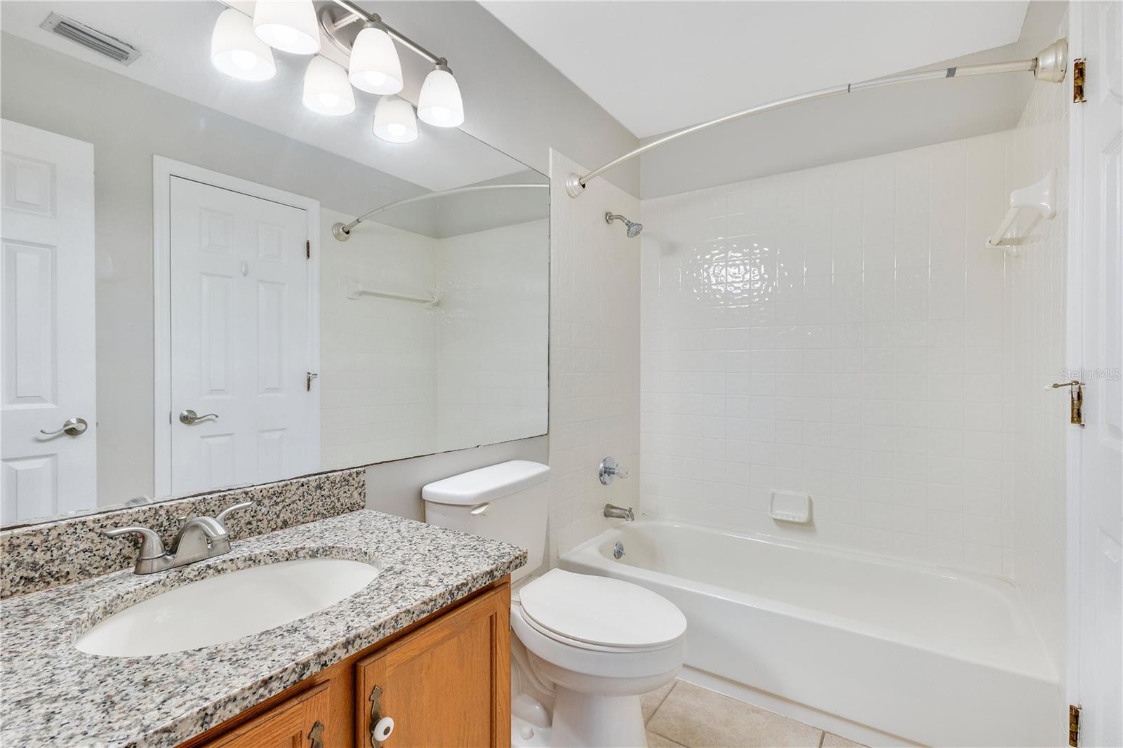 HIDDEN VLG CONDO - Residential Lease