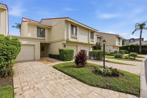 Property photo of 5619 Escondida Boulevard S, St Petersburg, FL 33715