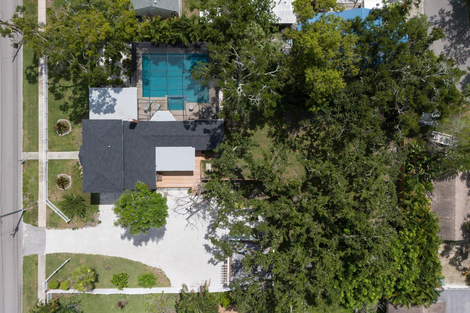 1411 4TH STREET W