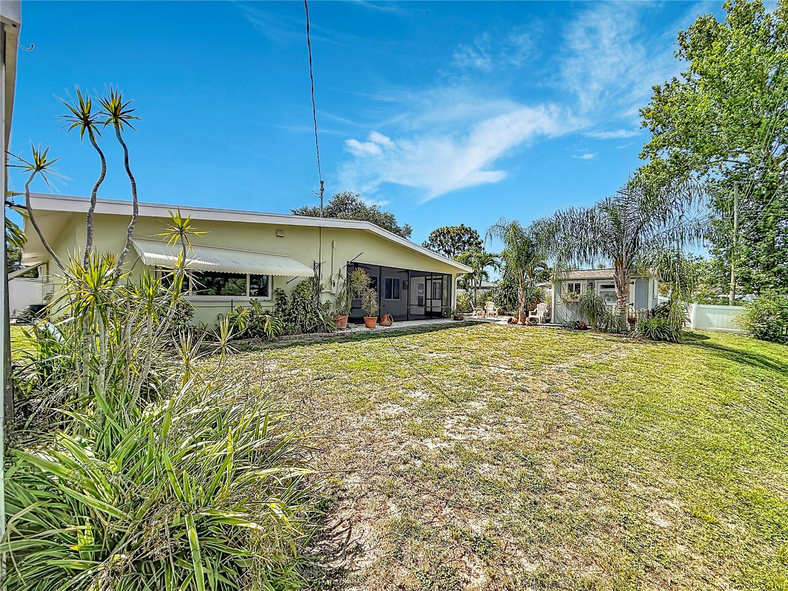 KENNETH CITY - Residential