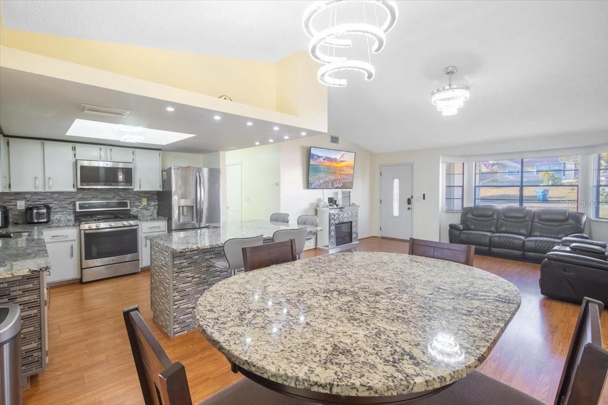 SPRING HILL - Residential